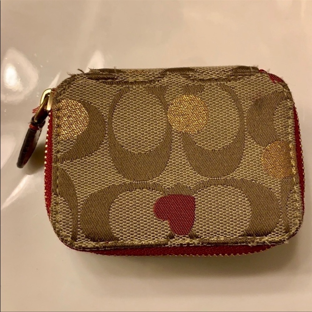 Coach pill box ❤️